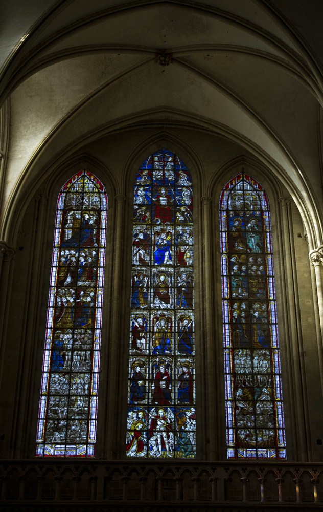 Le Jugement Dernier, vitraux de la d.m du XV présents dans le transept sud et un triplet sur saint Thomas Becket, saint Georges et saint Blaise dans le transept nord | ORAEDES (2015)